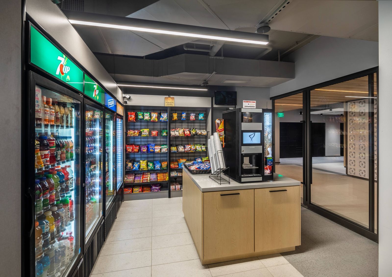 24/7 grab-n-go market interior at The Henry student housing tampa